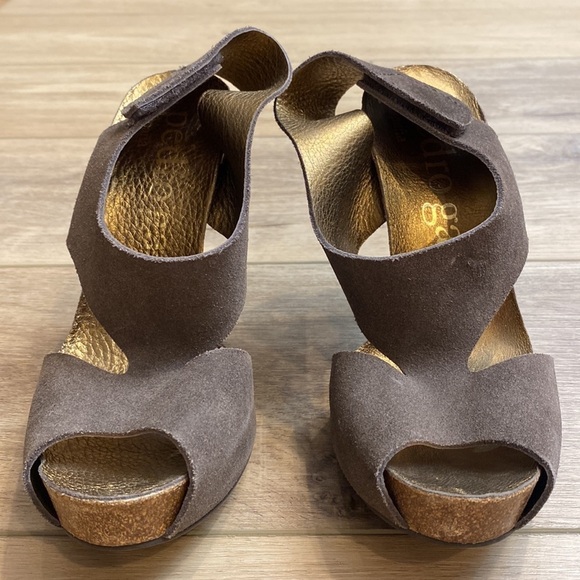 Pedro Garcia | Patty | Suede‎ Sandal Heels - Picture 3 of 9